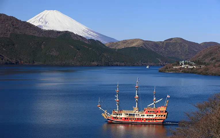 Lake Ashi in Hakone