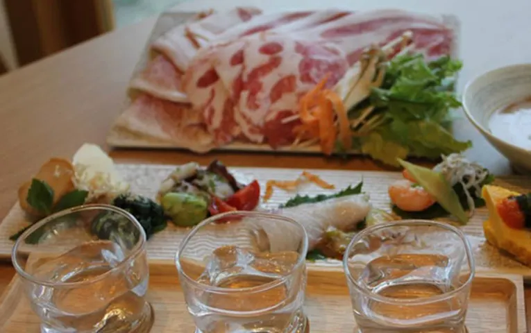 昼食