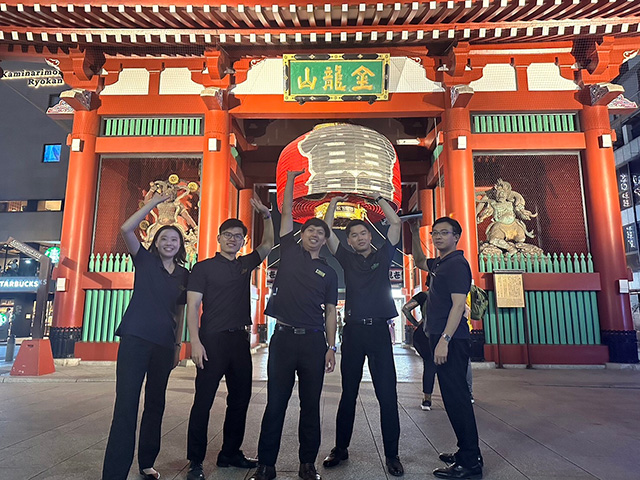 東京夜景研修、浅草にて