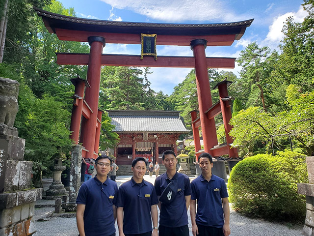 富士、箱根観光研修、浅間神社にて