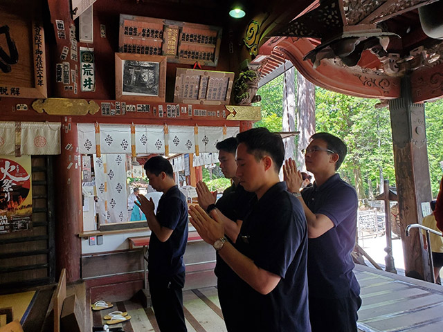 富士、箱根観光研修、浅間神社にて