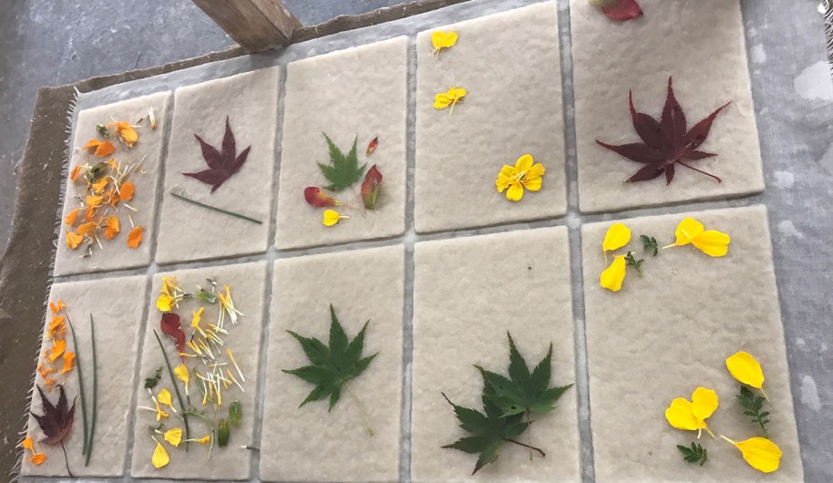 和紙作りも体験できます