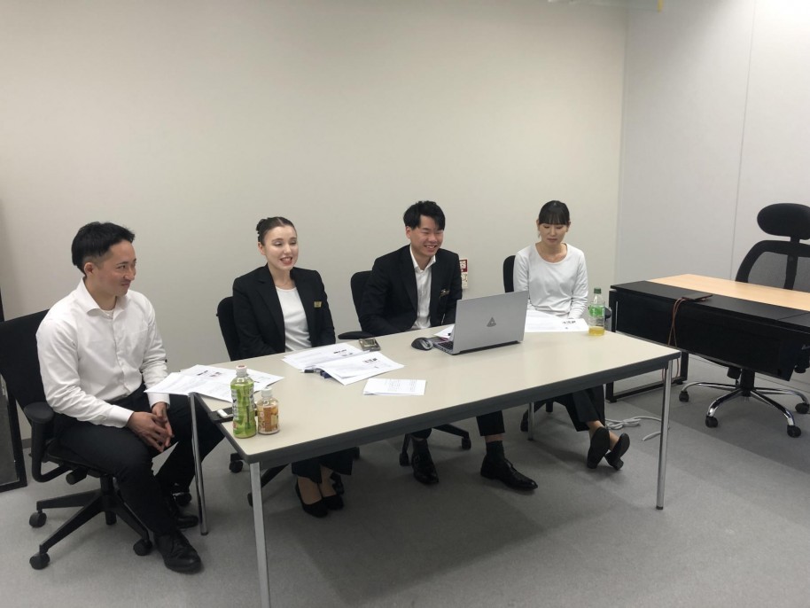 会社説明会用収録の練習風景
