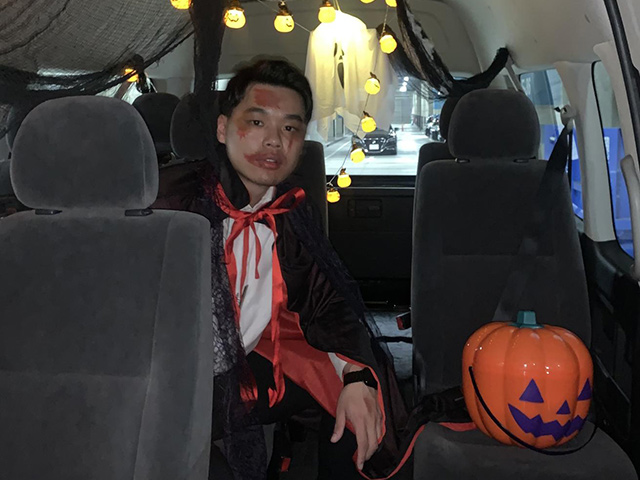 ハロウィン仕様での運行